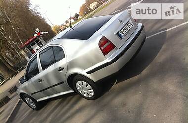 Седан Skoda Octavia 1999 в 