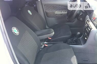 Седан Skoda Octavia 1999 в 