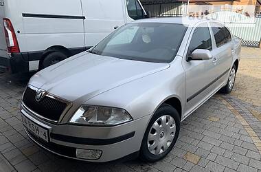 Седан Skoda Octavia 2006 в 