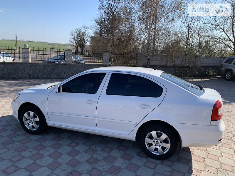 Хетчбек Skoda Octavia 2011 в Южноукраїнську фото 3 Хетчбек Skoda Octavia 2011 в Южноукраїнську