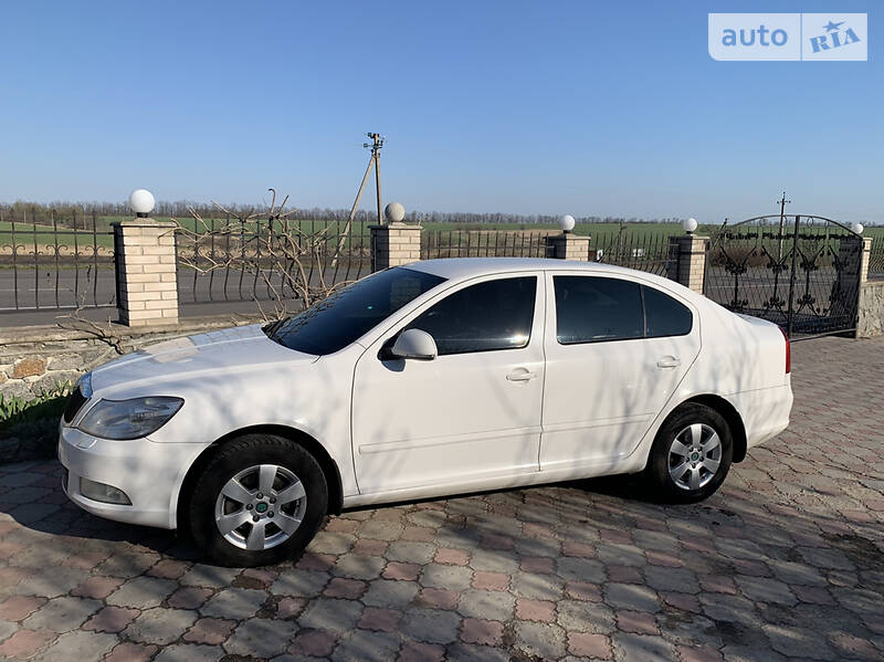 Хетчбек Skoda Octavia 2011 в Южноукраїнську фото 11 Хетчбек Skoda Octavia 2011 в Южноукраїнську