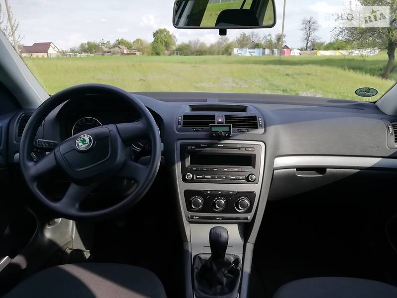 Універсал Skoda Octavia 2011 в Лубнах