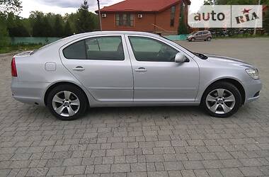 Седан Skoda Octavia 2011 в 