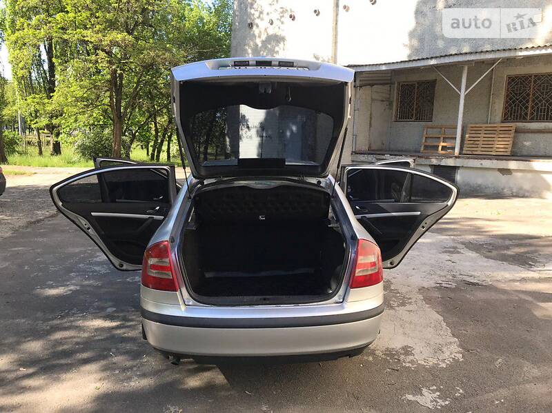 Седан Skoda Octavia 2006 в Києві