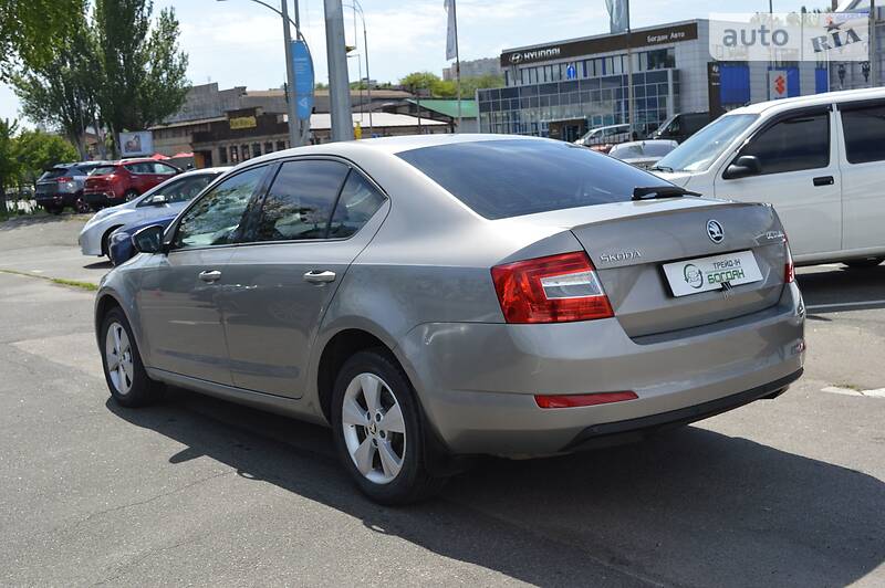 Лифтбек Skoda Octavia 2015 в Киеве