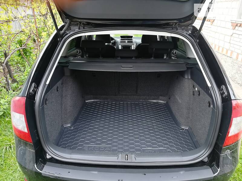 Универсал Skoda Octavia 2011 в Виннице