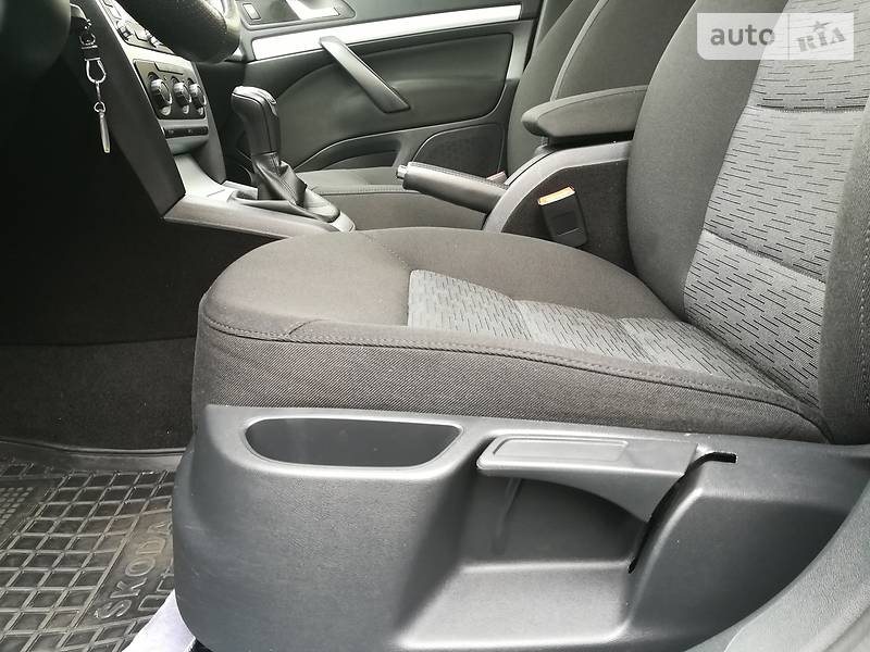 Универсал Skoda Octavia 2011 в Виннице