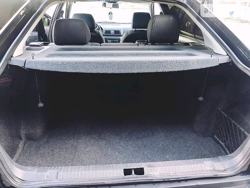 Седан Skoda Octavia 2006 в Теофіполі