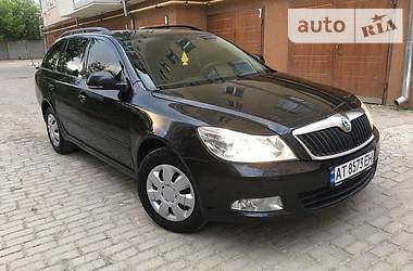 Універсал Skoda Octavia 2012 в 