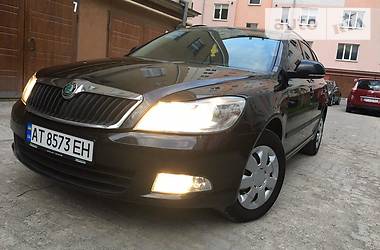 Універсал Skoda Octavia 2012 в 