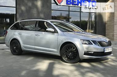 Универсал Skoda Octavia 2017 в Ужгороде