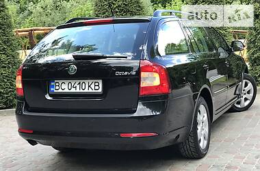 Универсал Skoda Octavia 2009 в Дрогобыче