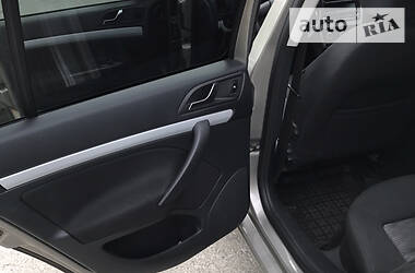 Седан Skoda Octavia 2011 в 