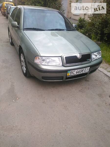Хетчбек Skoda Octavia 2002 в Львові