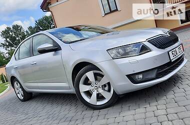 Хетчбек Skoda Octavia 2013 в 