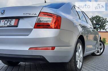 Хетчбек Skoda Octavia 2013 в 