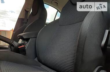 Хетчбек Skoda Octavia 2013 в 