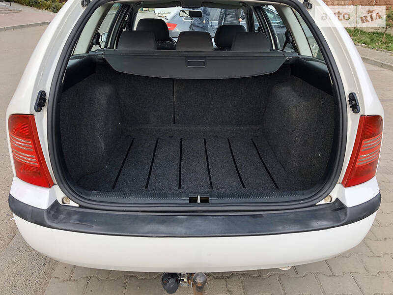 Універсал Skoda Octavia 2006 в Луцьку