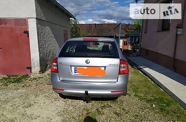 Универсал Skoda Octavia 2011 в Долине