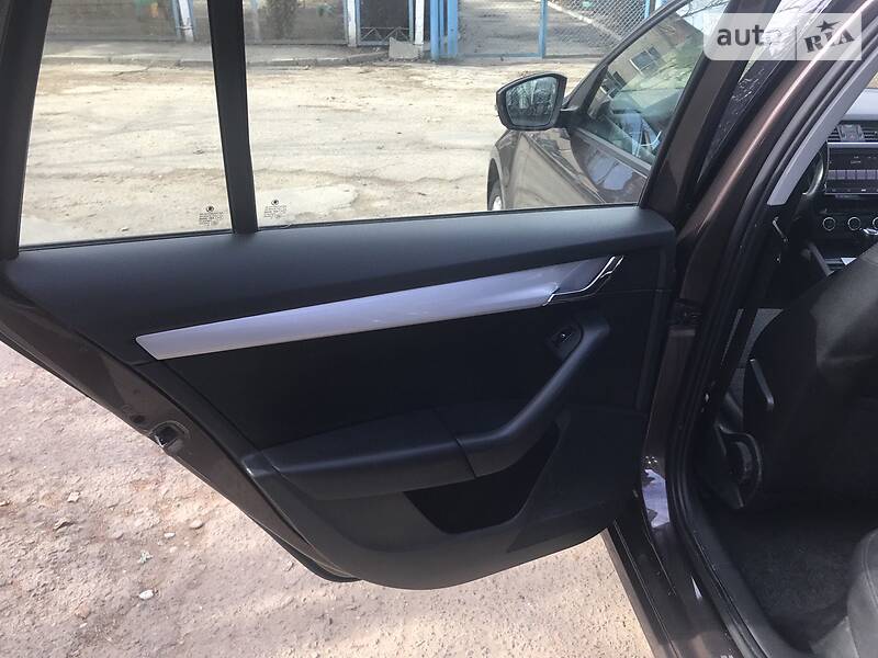 Универсал Skoda Octavia 2014 в Черновцах фото 15 Универсал Skoda Octavia 2014 в Черновцах