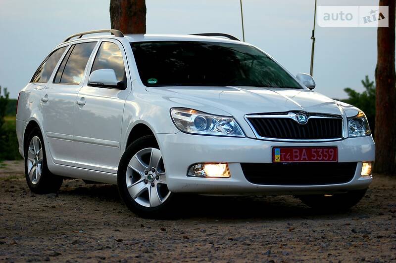 Універсал Skoda Octavia 2011 в 