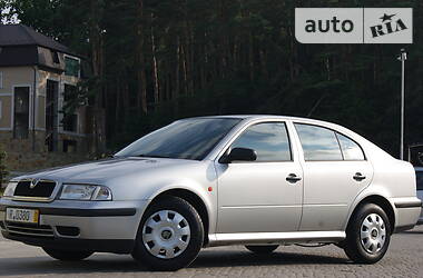 Хэтчбек Skoda Octavia 2000 в Бучаче