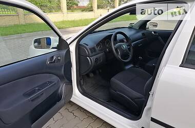 Седан Skoda Octavia 2009 в Луцке