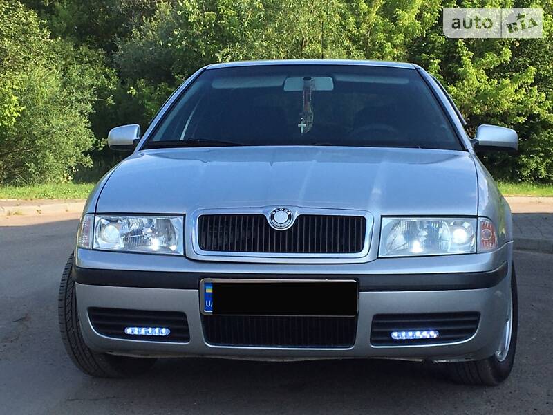 Ліфтбек Skoda Octavia 2001 в 