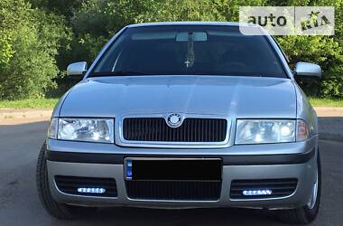 Ліфтбек Skoda Octavia 2001 в 