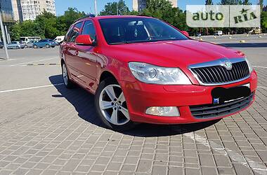 Універсал Skoda Octavia 2009 в Одесі