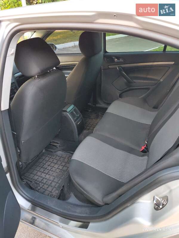 Хэтчбек Skoda Octavia 2007 в Кривом Роге