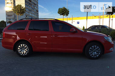 Універсал Skoda Octavia 2010 в 