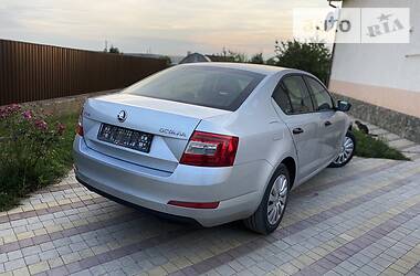 Ліфтбек Skoda Octavia 2015 в 