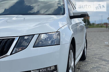 Універсал Skoda Octavia 2017 в 