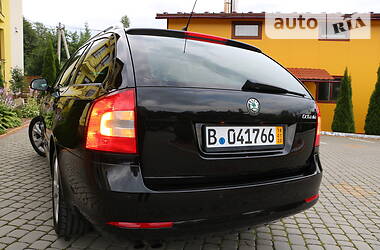 Універсал Skoda Octavia 2011 в 
