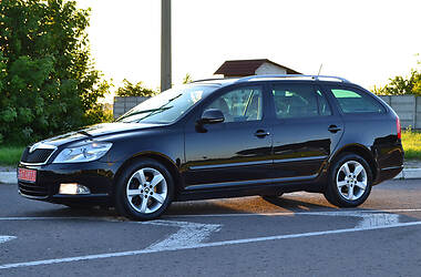 Універсал Skoda Octavia 2012 в 