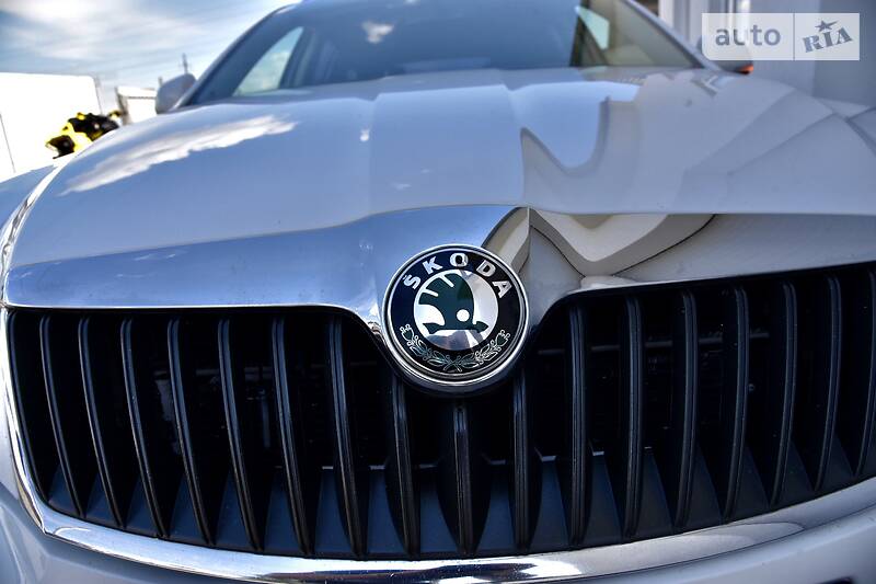 Універсал Skoda Octavia 2012 в Дрогобичі