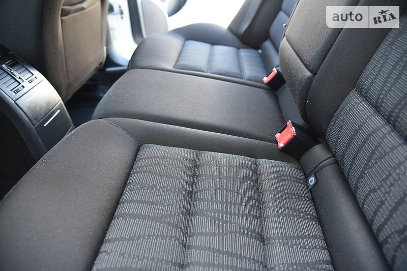 Універсал Skoda Octavia 2012 в Дрогобичі