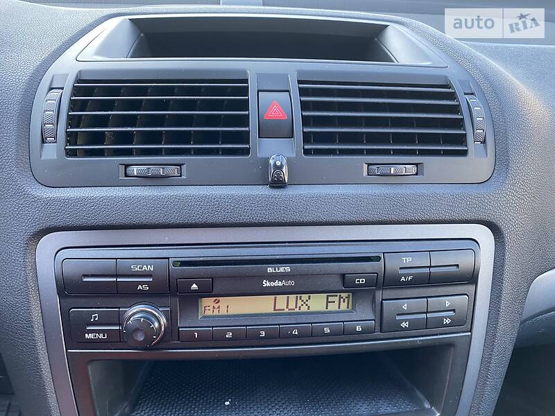 Седан Skoda Octavia 2012 в Луцьку