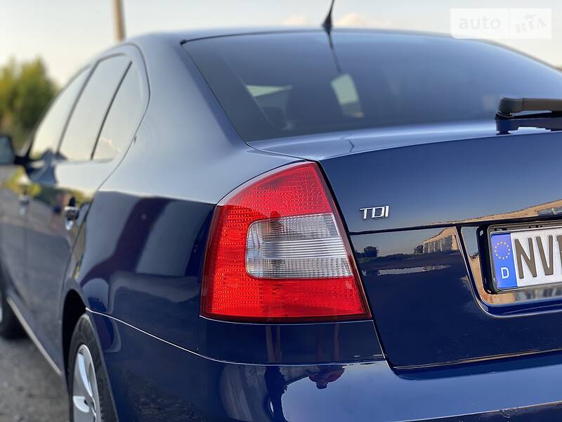 Седан Skoda Octavia 2012 в Луцьку