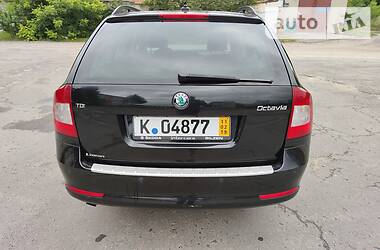 Универсал Skoda Octavia 2013 в Ровно