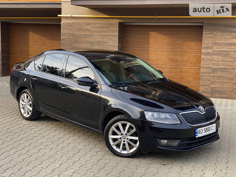 Седан Skoda Octavia 2015 в Ужгороде