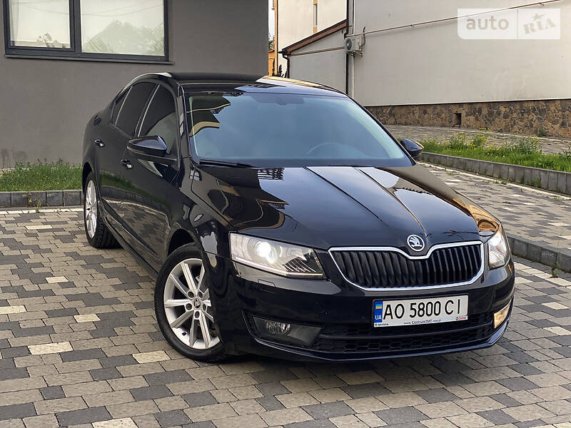 Седан Skoda Octavia 2015 в Ужгороде