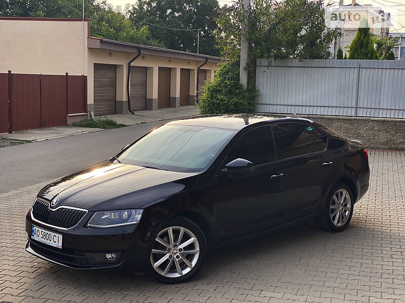 Седан Skoda Octavia 2015 в Ужгороде