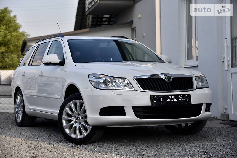 Універсал Skoda Octavia 2011 в Дрогобичі