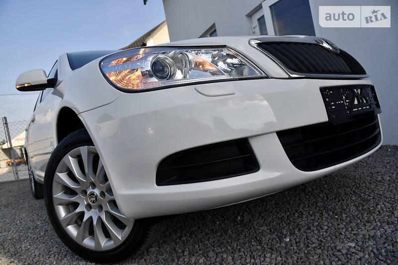 Універсал Skoda Octavia 2011 в Дрогобичі