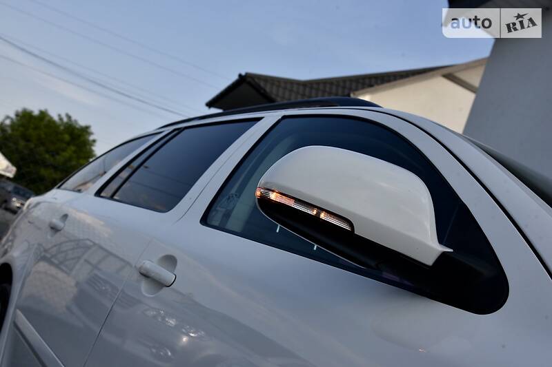 Універсал Skoda Octavia 2011 в Дрогобичі