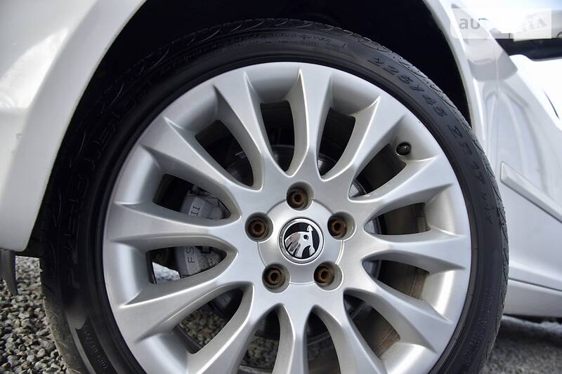 Універсал Skoda Octavia 2011 в Дрогобичі