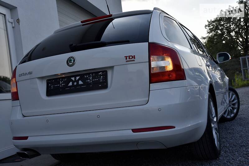 Універсал Skoda Octavia 2011 в Дрогобичі