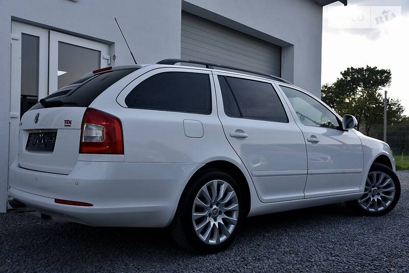 Універсал Skoda Octavia 2011 в Дрогобичі